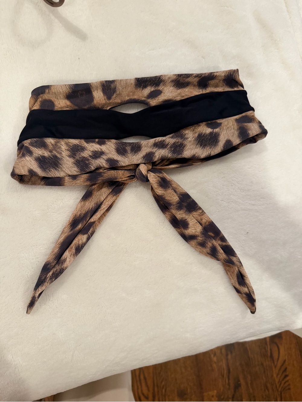 Pilyq Beige and Black Tie-Front Headband